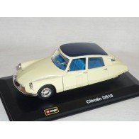 Citroën DS19 en color beig a escala 1:32
